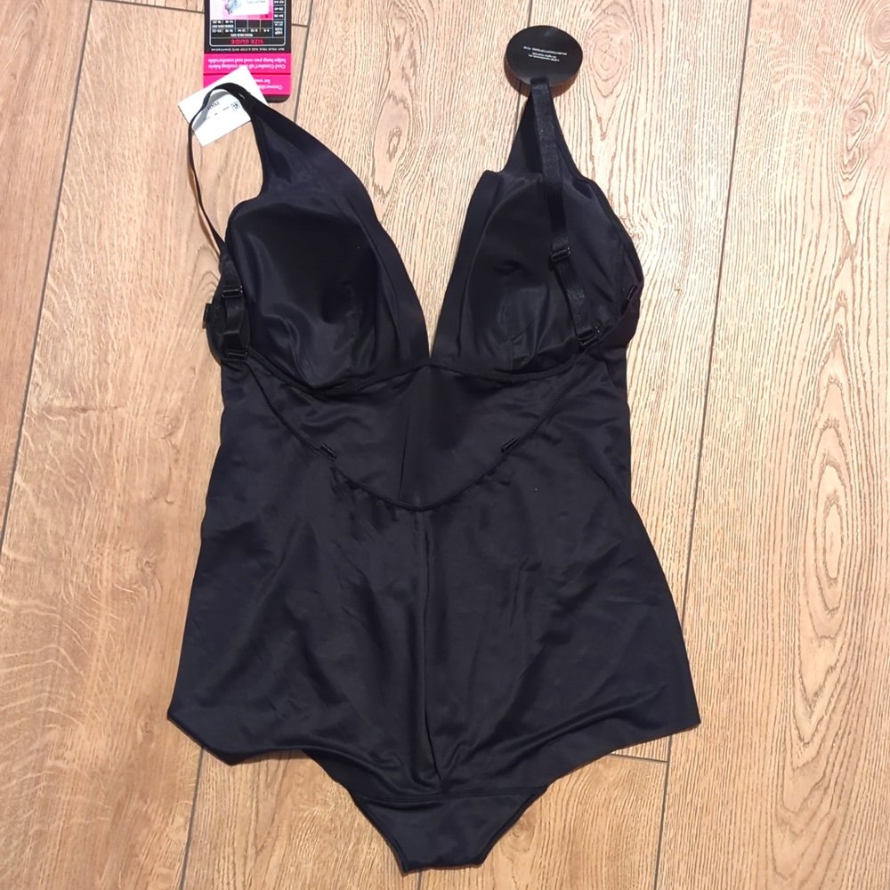 Maidenform Bodysuit Shaper NWT Plus 2X 18 20 Black Low Back Shapewear NEW - Picture 8 of 8